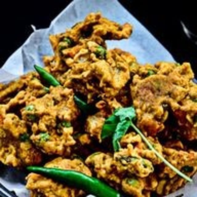 Hand Made Mixed Veggie Pakoras.