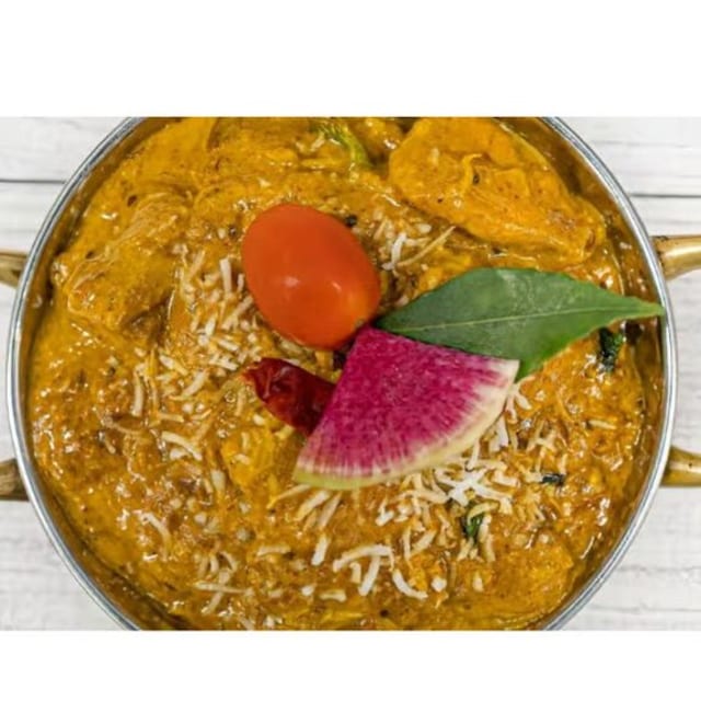 Everest Special Lamb Coconut.